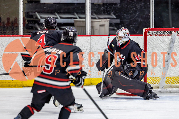 2025.11.14-RMC-NEWolfpack-RedDeer-211