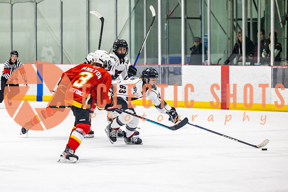 2022.11.11Winnipeg-CalFlames-4581