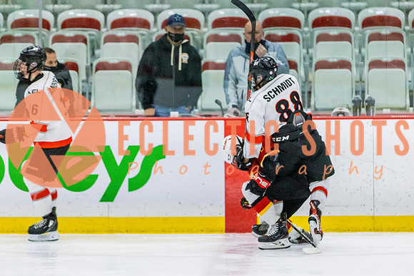 RMC2021-11-11-CalgaryFlames-RinkKelowna-0705