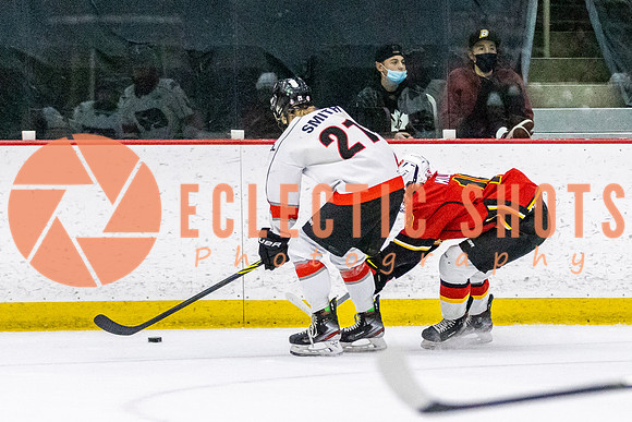 RMC2021-11-11-CalgaryFlames-RinkKelowna-0021