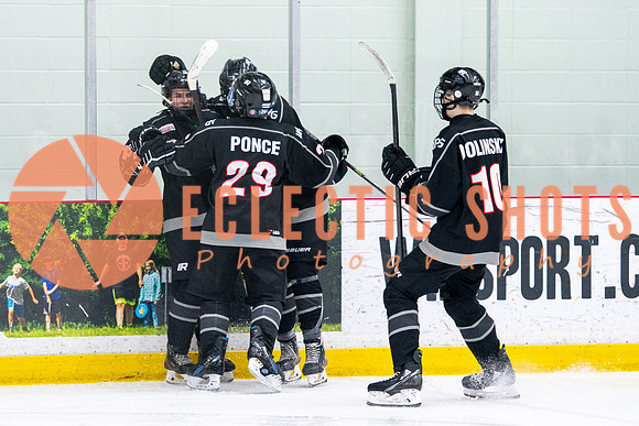 RMC2021-11-10-VanNWHawks-RinkWinnipeg-4363